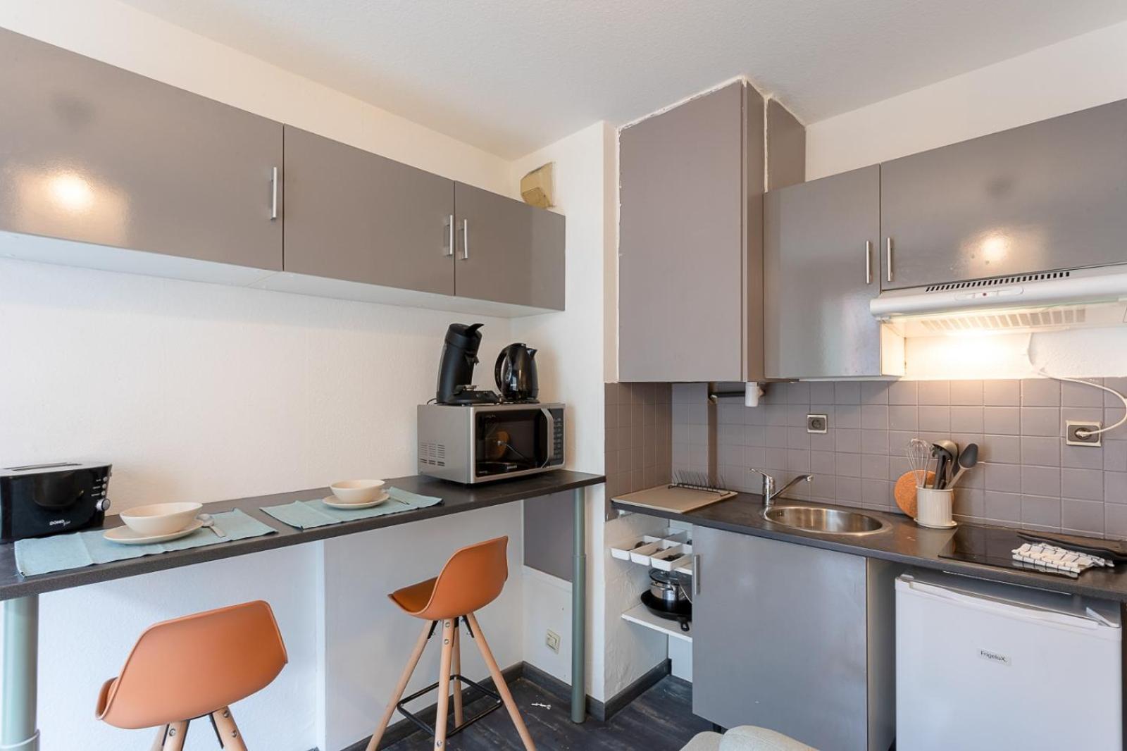 Le Baudis - Grand Avec Coin Nuit Et Parking Apartment