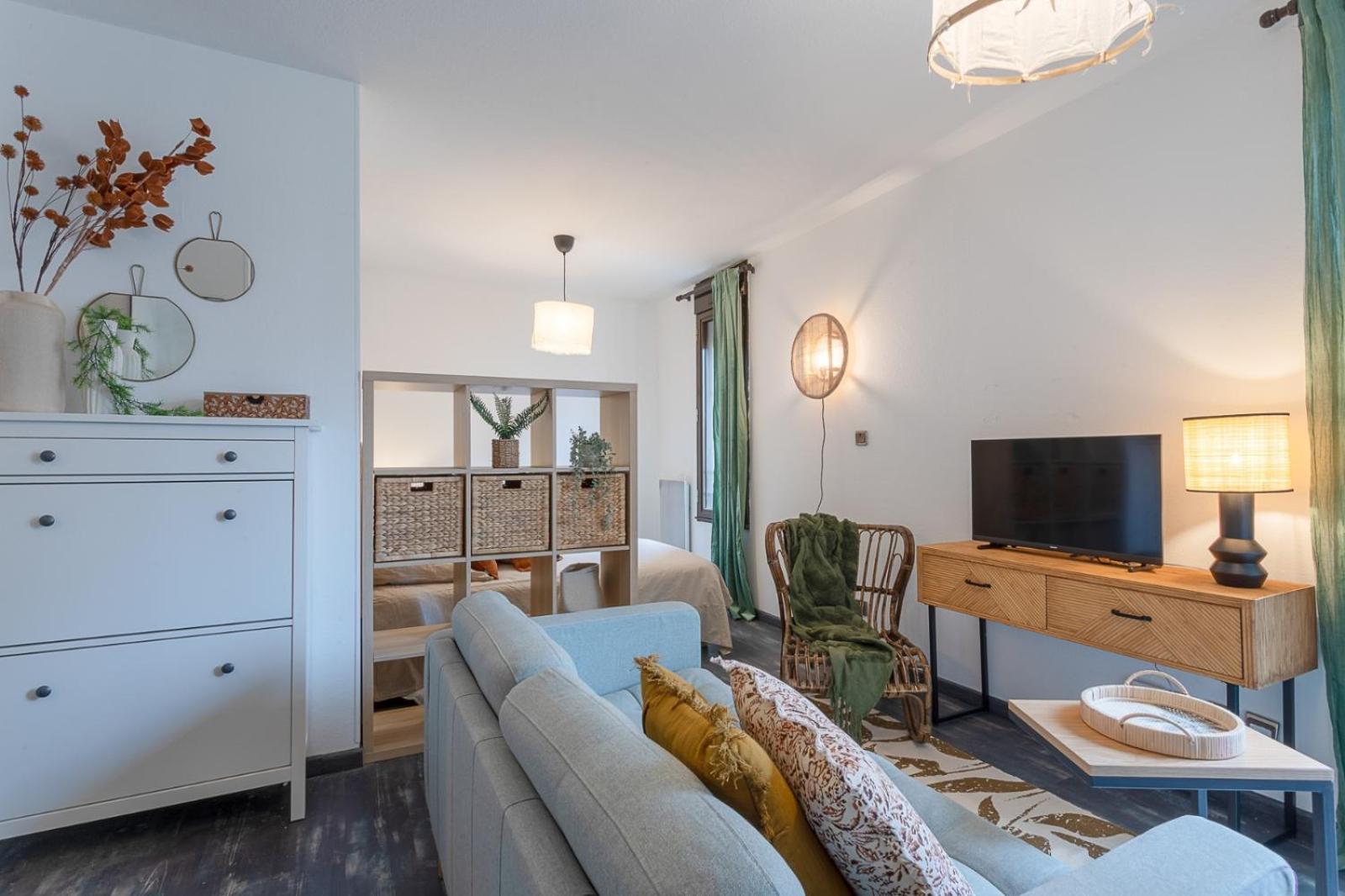 Apartment Le Baudis - Grand Avec Coin Nuit Et Parking *